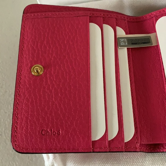 👏SOLD on IG👏Chloe Bifold Wallet - Picture 8 of 11